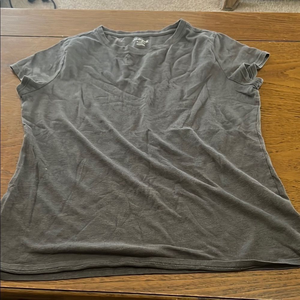 GrayT-Shirt 